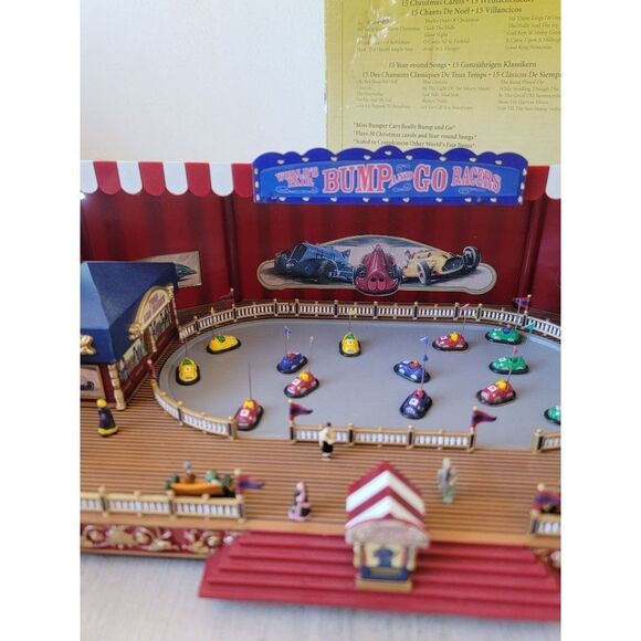 Mr Christmas Gold Label World Fair bump and go 2005 animated Musical - Picture 10 of 16